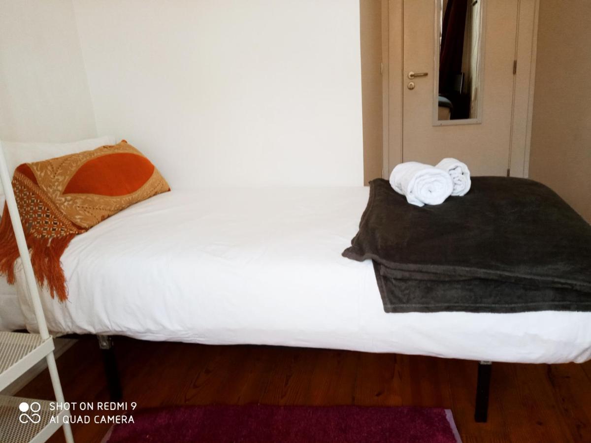 Chiado Happy Rooms Lisbon Exterior photo